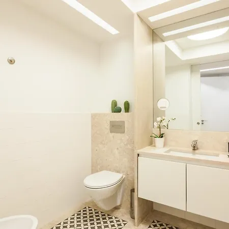 Flh Chiado Sunny شقة